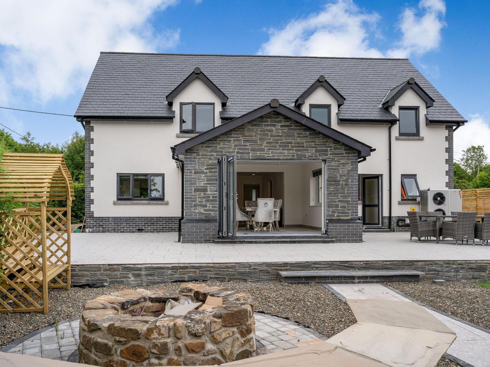 Ty Afon Reg - Uk38509 Villa Glanamman Exterior photo